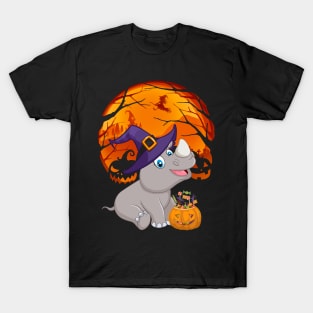 Rhinoceros pumpkin witch T-Shirt